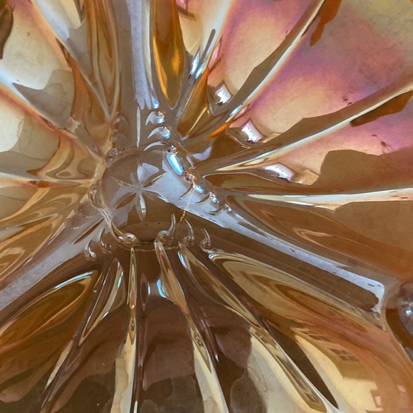 Vintage Jeanette Clover leaf nut/candy dish marigold and peach lustre - Picture 6 of 10